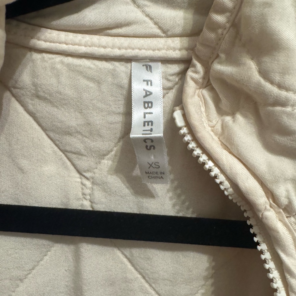 Fabletics Cream Quilted Jacket - Picture 3 of 3
